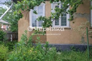 Продам дом 4-х комнатный с общей площадью 85.6м2, на улице Революции, г. Кисловодск, Ставропольский край, Россия, агентство АН Черника Продам дом 4-х комнатный с общей площадью 85.6м2, на улице Революции, г. Кисловодск, Ставропольский край, Россия, агентство АН Черника