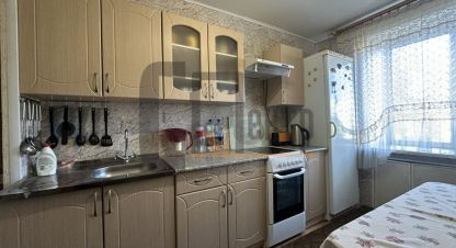 Купить квартиру 3-х комнатную, 65.5 кв. м. Фотография №1 Продам квартиру 3-х комнатную с общей площадью 65.5м2, 2/12 эт., на улице Нефтяников, г. Ярославль, Ярославская обл., Россия, агентство АН Спектр. Фотография №1