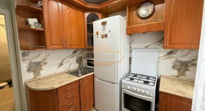 Купить квартиру 3-х комнатную, 60 кв. м. Фотография №1 Продам квартиру 3-х комнатную с общей площадью 60м2, 1/9 эт., на улице Искровский, Невский район, г. Санкт-Петербург, Санкт-Петербург, Россия, агентство Адресат. Фотография №1