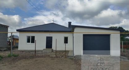 Продам дом 4-х комнатный с общей площадью 120м2, на улице Тепличная, г. Агаповка, Челябинская обл., Россия, агентство РиоЛюкс. Фотография №1