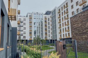 Продам квартиру 2-х комнатную с общей площадью 75.8м2, 4/9 эт., на улице Советская, Правобережный район, г. Магнитогорск, Челябинская обл., Россия, агентство РиоЛюкс