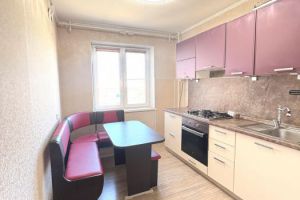 Продам квартиру 3-х комнатную с общей площадью 65.5м2, 6/9 эт., на улице Труда, Орджоникидзевский район, г. Магнитогорск, Челябинская обл., Россия, агентство РиоЛюкс