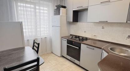 Купить квартиру 3-х комнатную, 65.1 кв. м. Фотография №1 Продам квартиру 3-х комнатную с общей площадью 65.1м2, 1/9 эт., на улице Труда, Орджоникидзевский район, г. Магнитогорск, Челябинская обл., Россия, агентство РиоЛюкс. Фотография №1