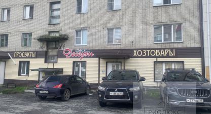 Купить торговое помещение, 116.5 кв. м. Фотография №1 Продам торговое помещение с общей площадью 116.5м2, на улице Тельмана, г. Курган, Курганская обл., Россия, агентство РиоЛюкс. Фотография №1