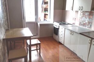 Продам квартиру 1 комнатную с общей площадью 35.9м2, 9/14 эт., на улице 50-летия Магнитки, Орджоникидзевский район, г. Магнитогорск, Челябинская обл., Россия, агентство РиоЛюкс