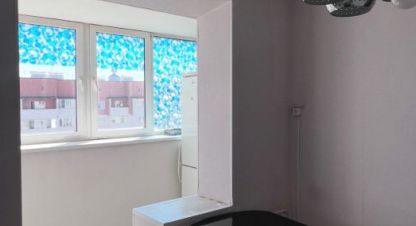 Купить квартиру 2-х комнатную, 48 кв. м. Фотография №1 Продам квартиру 2-х комнатную с общей площадью 48м2, 10/10 эт., на улице Зеленый лог, Орджоникидзевский район, г. Магнитогорск, Челябинская обл., Россия, агентство РиоЛюкс. Фотография №1