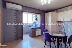 Продам квартиру 3-х комнатную с общей площадью 102м2, 10/12 эт., на улице Северная звезда, г. Батайск, Ростовская обл., Россия, агентство Риэлторская компания "Эллада"