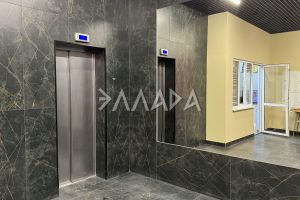 Продам квартиру 2-х комнатную с общей площадью 64м2, 6/18 эт., на улице Урицкого, г. Батайск, Ростовская обл., Россия, агентство Риэлторская компания "Эллада"