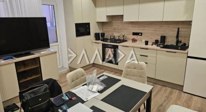 Купить квартиру 3-х комнатную, 80 кв. м. Фотография №1 Продам квартиру 3-х комнатную с общей площадью 80м2, 4/22 эт., на улице Берберовская, Пролетарский район, г. Ростов-на-Дону, Ростовская обл., Россия, агентство Риэлторская компания Эллада. Фотография №1