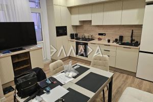 Продам квартиру 3-х комнатную с общей площадью 80м2, 4/22 эт., на улице Берберовская, Пролетарский район, г. Ростов-на-Дону, Ростовская обл., Россия, агентство Риэлторская компания "Эллада"