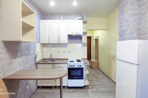 Продам квартиру с общей площадью 22.4м2, 14/18 эт., на улице Крупской, г. Батайск, Ростовская обл., Россия, агентство Риэлторская компания "Эллада"