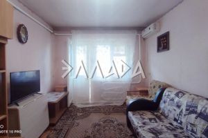 Продам квартиру 2-х комнатную с общей площадью 40.7м2, 2/3 эт., на улице 1-й локомотивный, г. Батайск, Ростовская обл., Россия, агентство Риэлторская компания "Эллада"