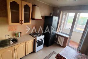 Продам квартиру 1 комнатную с общей площадью 38м2, 6/10 эт., на улице Думенко, Первомайский район, г. Ростов-на-Дону, Ростовская обл., Россия, агентство Риэлторская компания "Эллада"