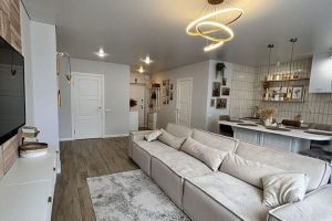 Продам квартиру 3-х комнатную с общей площадью 87м2, 17/18 эт., на улице Оганова, Октябрьский район, г. Ростов-на-Дону, Ростовская обл., Россия, агентство Риэлторская компания "Эллада"