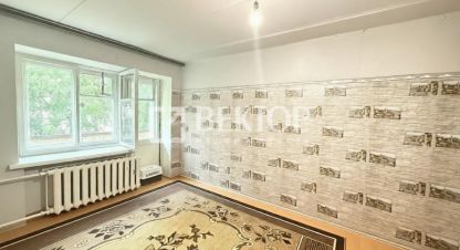 Купить квартиру 1 комнатную, 31.9 кв. м. Фотография №1 Продам квартиру 1 комнатную с общей площадью 31.9м2, 2/5 эт., на улице Возрождения, г. Фурманов, Ивановская обл., Россия, агентство Вектор. Фотография №1