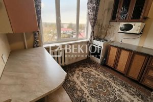 Продам квартиру 2-х комнатную с общей площадью 45.9м2, 5/5 эт., на улице Жуковского, г. Фурманов, Ивановская обл., Россия, агентство Вектор