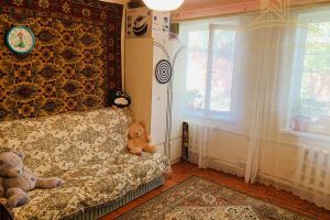 Продам квартиру 3-х комнатную с общей площадью 55м2, 1/2 эт., на улице Маркова, г. Армавир, Краснодарский край, Россия, агентство ПРО.Недвижимость