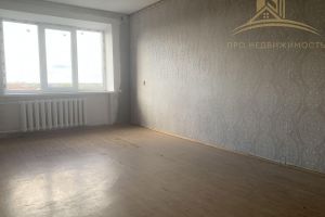 Продам квартиру 3-х комнатную с общей площадью 70м2, 5/5 эт., на улице Осипенко, г. Новокубанск, Краснодарский край, Россия, агентство ПРО.Недвижимость