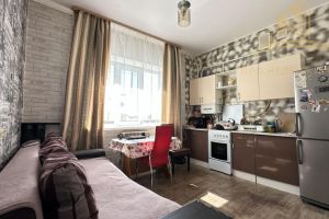 Продам квартиру 1 комнатную с общей площадью 33.9м2, 1/1 эт., на улице Благодарная, г. Новокубанск, Краснодарский край, Россия, агентство ПРО.Недвижимость