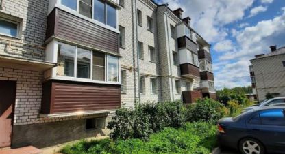 Купить квартиру 3-х комнатную, 56.5 кв. м. Фотография №1 Продам квартиру 3-х комнатную с общей площадью 56.5м2, 3/3 эт., на улице Сиреневая, г. С золоторучье, Ярославская обл., Россия, агентство ИП Фёдорова. Фотография №1