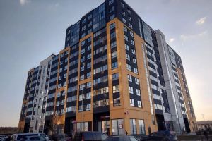 Продам квартиру 1 комнатную с общей площадью 50м2, 11/12 эт., на улице Центральная, г. Новоселье, Ленинградская обл., Россия, агентство Адресат