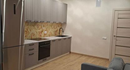 Купить квартиру 1 комнатную, 38 кв. м. Фотография №1 Продам квартиру 1 комнатную с общей площадью 38м2, 4/5 эт., на улице Казачья ул, г. Южный, Краснодарский край, Россия, агентство Аурус-Риэлт. Фотография №1