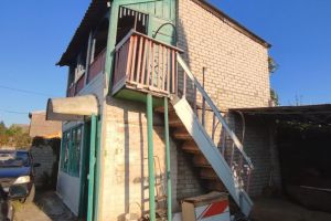Продам коттедж/дачу 2-х комнатную с общей площадью 24м2, г. Волгоград, Волгоградская обл., Россия, агентство Живем Дома Продам коттедж/дачу 2-х комнатную с общей площадью 24м2, г. Волгоград, Волгоградская обл., Россия, агентство Живем Дома