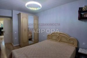 Продам квартиру 3-х комнатную с общей площадью 64м2, 4/9 эт., на улице Жмайлова, Советский район, г. Ростов-на-Дону, Ростовская обл., Россия, агентство Аврора