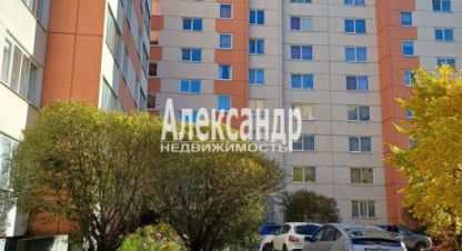 Купить квартиру 3-х комнатную, 69.6 кв. м. Фотография №1 Продам квартиру 3-х комнатную с общей площадью 69.6м2, 7/10 эт., на улице Спирина ул 2, Красносельский район, г. Красное, Краснодарский край, Россия, агентство Александр-Недвижимость. Фотография №1