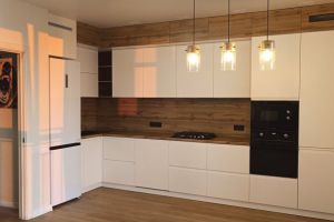 Продам квартиру 3-х комнатную с общей площадью 80м2, 9/9 эт., на улице Им в и ленина 68, г. Евпатория, Крым авт. респ., Россия, агентство АН "Домус" Продам квартиру 3-х комнатную с общей площадью 80м2, 9/9 эт., на улице Им в и ленина 68, г. Евпатория, Крым авт. респ., Россия, агентство АН "Домус"