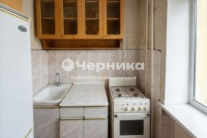 Продам квартиру 1 комнатную с общей площадью 33м2, 4/5 эт., на улице Пальмиро тольятти, г. Пятигорск, Ставропольский край, Россия, агентство АН Черника Продам квартиру 1 комнатную с общей площадью 33м2, 4/5 эт., на улице Пальмиро тольятти, г. Пятигорск, Ставропольский край, Россия, агентство АН Черника