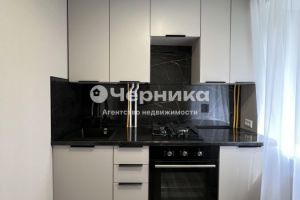 Продам квартиру 3-х комнатную с общей площадью 50.2м2, 1/5 эт., на улице Искра, г. Шахты, Ростовская обл., Россия, агентство АН Черника