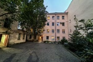 Продам квартиру 2-х комнатную с общей площадью 52.4м2, 3/4 эт., на улице 2-я линия васильевского острова, г. Санкт-Петербург, Санкт-Петербург, Россия, агентство Адресат