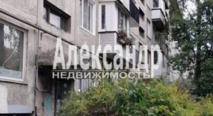 Купить квартиру 2-х комнатную, 44.2 кв. м. Фотография №1 Продам квартиру 2-х комнатную с общей площадью 44.2м2, 4/5 эт., Выборгский район, г. Выборг, Ленинградская обл., Россия, агентство Александр-Недвижимость. Фотография №1