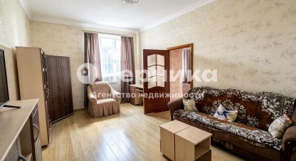 Продам квартиру 2-х комнатную с общей площадью 55.8м2, 2/3 эт., на улице Теплосерная, г. Пятигорск, Ставропольский край, Россия, агентство АН Черника. Фотография №1
