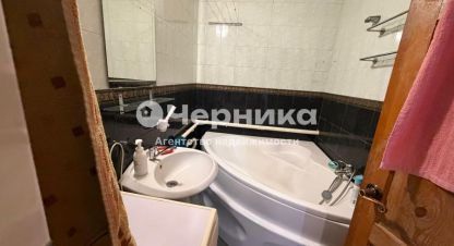 Купить квартиру 3-х комнатную, 59 кв. м. Фотография №10 Купить квартиру 3-х комнатную, 59 кв. м., Россия, г. Новошахтинск. Фотография №10