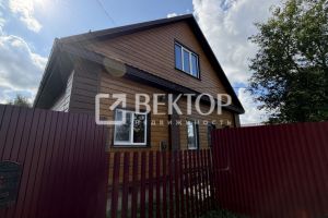 Продам дом 3-х комнатный с общей площадью 95.5м2, на улице Интернациональная, г. Фурманов, Ивановская обл., Россия, агентство Вектор