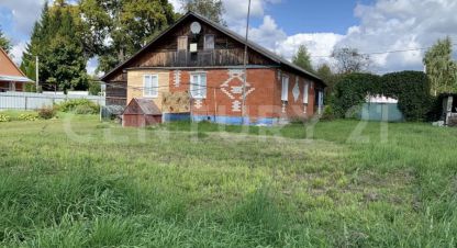 Купить дом 4-х комнатную, 81.6 кв. м. Фотография №1 Продам дом 4-х комнатный с общей площадью 81.6м2, на улице Московская ул, г. Козлово с, Калужская обл., Россия, агентство CENTURY 21 Россия. Фотография №1