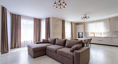 Купить дом 8-ти комнатную, 280 кв. м. Фотография №1 Продам дом 8-ти комнатный с общей площадью 280м2, на улице Центральная, г. Дачное некоммерческое товарищество поляна-2, Ленинградская обл., Россия, агентство ТЕРРАСА. Фотография №1
