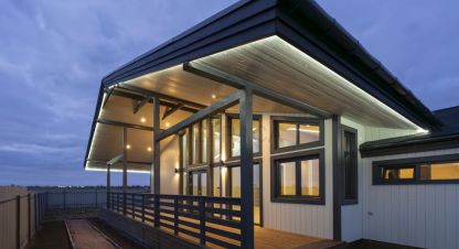 Купить дом 4-х комнатную, 255 кв. м. Фотография №1 Продам дом 4-х комнатный с общей площадью 255м2, на улице Светлая, г. Коттеджный посёлок балтийская слобода 2, Ленинградская обл., Россия, агентство ТЕРРАСА. Фотография №1