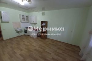 Продам квартиру 1 комнатную с общей площадью 25.2м2, 1/5 эт., на улице Достоевского, г. Шахты, Ростовская обл., Россия, агентство АН Черника