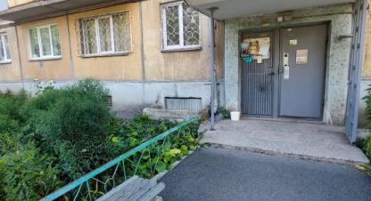 Купить квартиру 2-х комнатную, 43.8 кв. м., Россия, г. Магнитогорск. Фотография №10