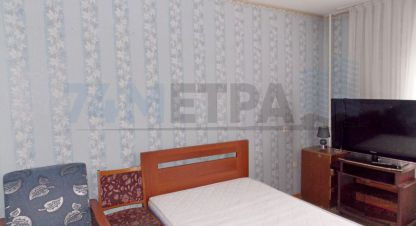 Снять квартиру 1 комнатную, 41 кв. м. Фотография №1 Сдам квартиру 1 комнатную с общей площадью 41м2, 3/10 эт., на улице Потемкина, Тракторозаводский район район, г. Челябинск, Челябинская обл., Россия, агентство 74 метра. Фотография №1