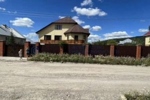 Продам дом 5-ти комнатный с общей площадью 320м2, на улице Коллективная, г. Белорецк, Башкортостан респ., Россия, агентство Рехов Инвест Продам дом 5-ти комнатный с общей площадью 320м2, на улице Коллективная, г. Белорецк, Башкортостан респ., Россия, агентство Рехов Инвест