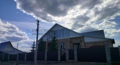 Продам коттедж/дачу 5-ти комнатную с общей площадью 260м2, на улице Мустая карима, г. Белорецк, Башкортостан респ., Россия, агентство Рехов Инвест. Фотография №1