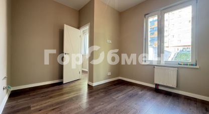 Продам квартиру 2-х комнатную с общей площадью 28.3м2, 2/9 эт., на улице Ленинский, г. Химки, Московская обл., Россия, агентство ГорОбмен. Фотография №1