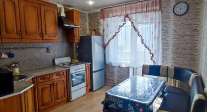 Купить квартиру 3-х комнатную, 73 кв. м. Фотография №1 Продам квартиру 3-х комнатную с общей площадью 73м2, 6/6 эт., на улице Коробова, г. Магнитогорск, Челябинская обл., Россия, агентство РиоЛюкс. Фотография №1