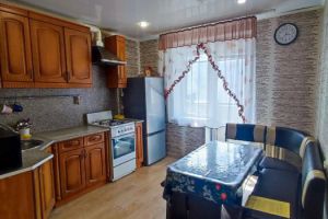 Продам квартиру 3-х комнатную с общей площадью 73м2, 6/6 эт., на улице Коробова, г. Магнитогорск, Челябинская обл., Россия, агентство РиоЛюкс