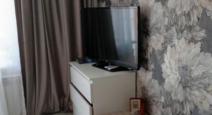 Продам квартиру 1 комнатную с общей площадью 28м2, 2/3 эт., на улице Восточная, г. Рп каменоломни, Ростовская обл., Россия, агентство АН Черника. Фотография №1