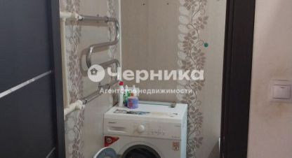 Купить квартиру 3-х комнатную, 56 кв. м. Фотография №9 Купить квартиру 3-х комнатную, 56 кв. м., Россия, г. Новошахтинск. Фотография №9